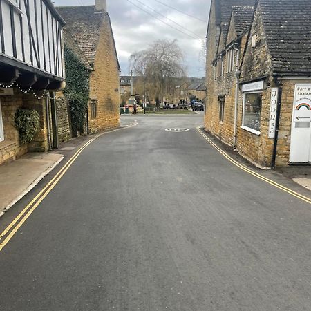 Moore Apartment Bourton-on-the-Water Dış mekan fotoğraf